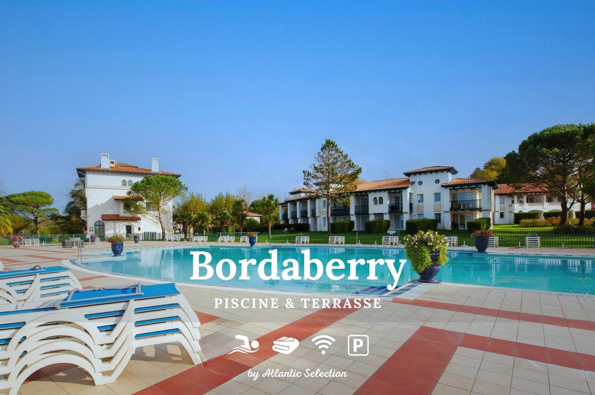 Apartamento Atlantic Selection - Domaine De Bordaberry - Terrasse & Superbe Piscine Urrugne Exterior foto